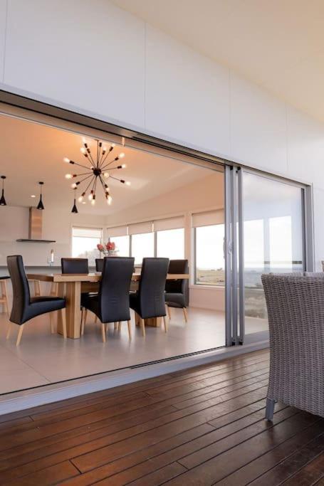 Tranquility Bay Of Fires Holiday home *